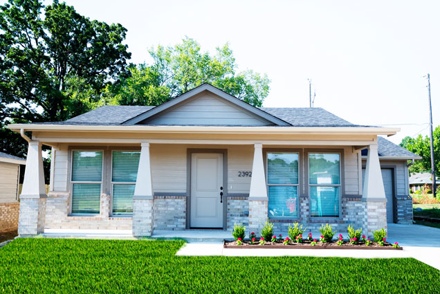 The Kentucky Elevation by Wyldewood Homes on Miller Street in Denison, Texas - Front