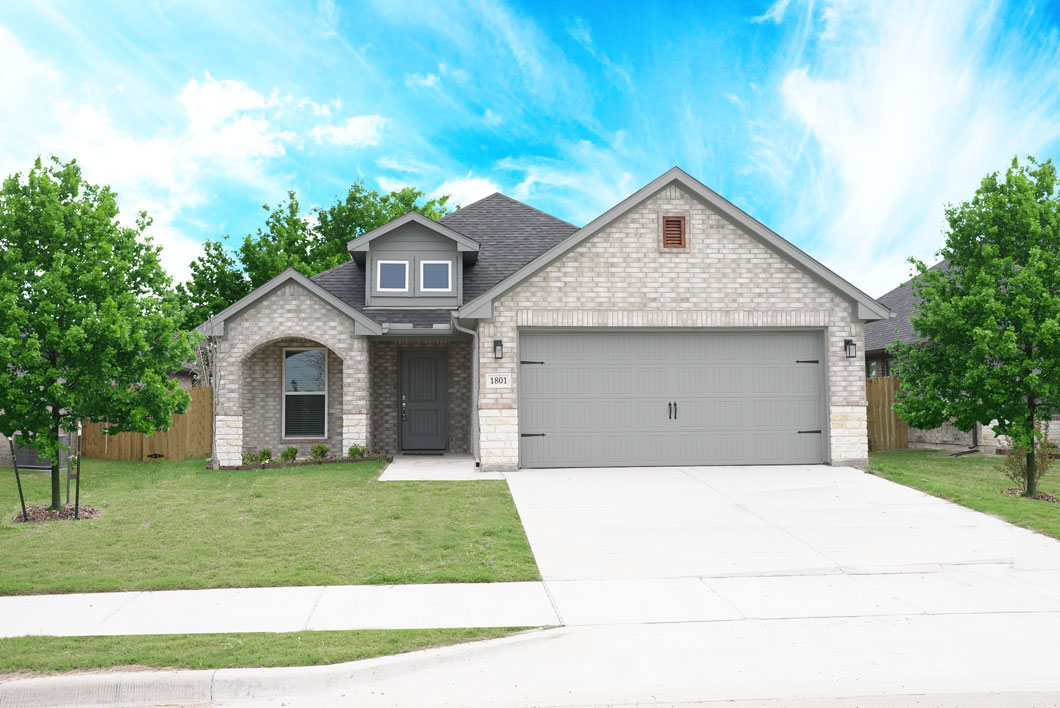 Falabella-front by Wyldewood Homes 1400 series floorplan in Sherman, Texas